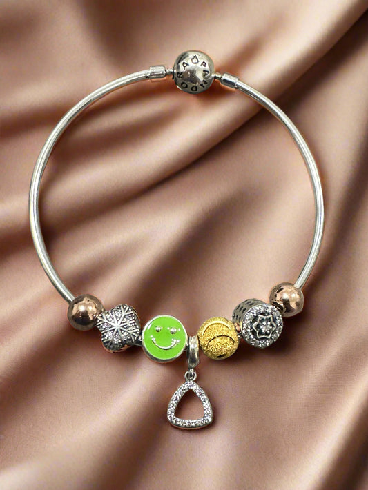 Ladies' Silver Green Smiley Face Charm Pandora Bracelet SLB12