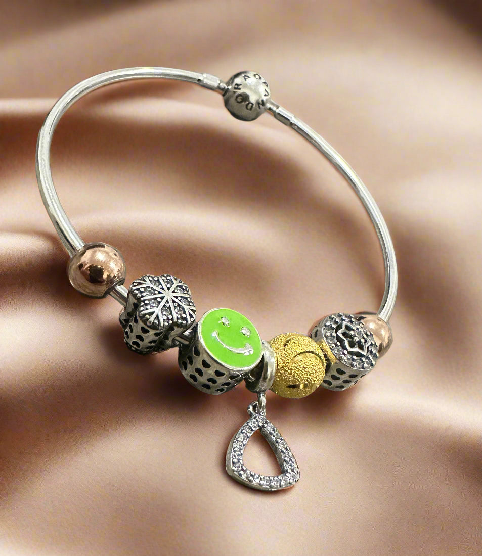 Ladies' Silver Green Smiley Face Charm Pandora Bracelet SLB12