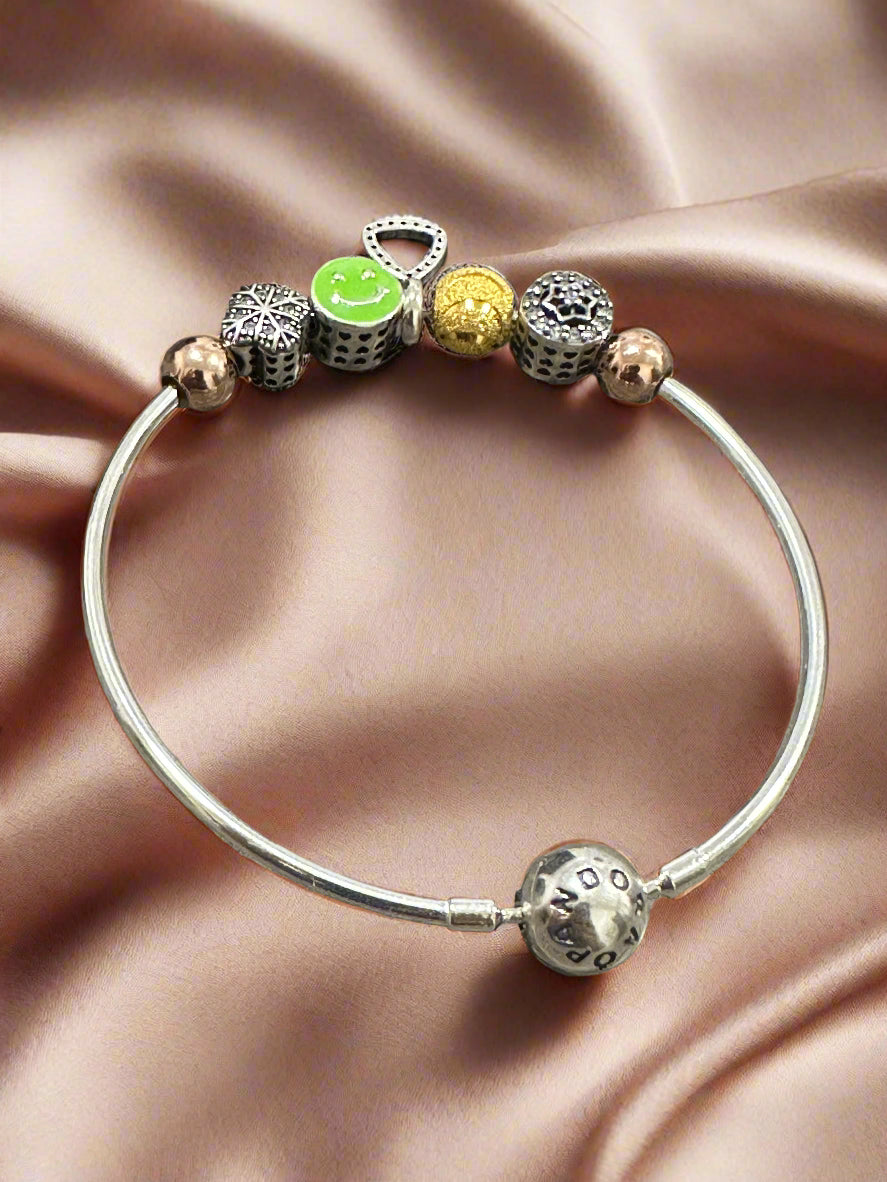 Ladies' Silver Green Smiley Face Charm Pandora Bracelet SLB12