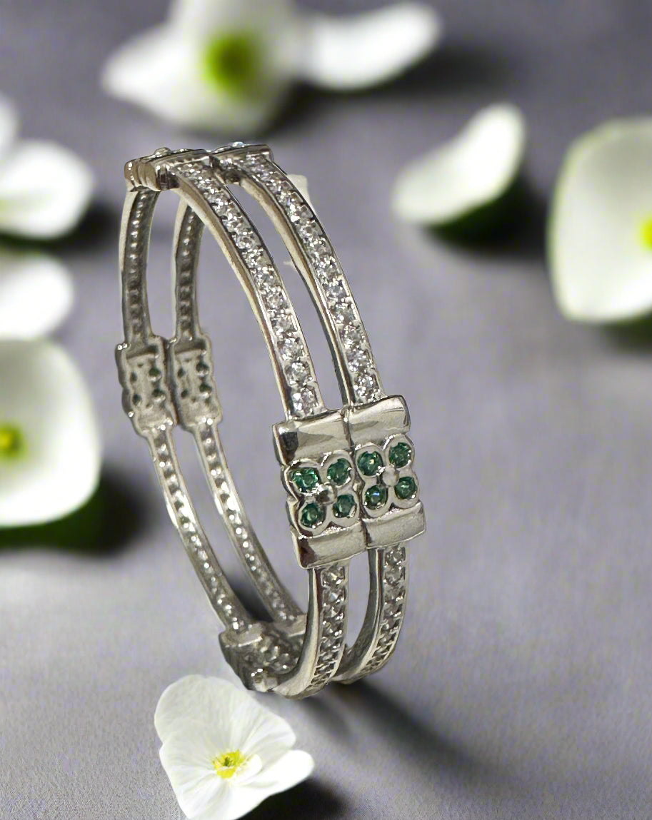 Baby Silver Green Gemstone Accents Shagle Bangles SBS11